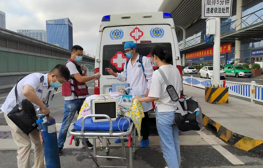 石柱救护车出租公司