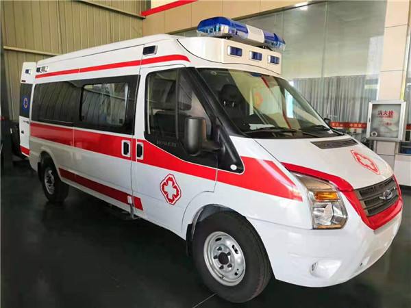 石柱福特V362救护车